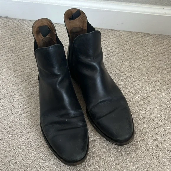 Everlane Davis Gomme Chelsea-style leather boots - Picture 2 of 7